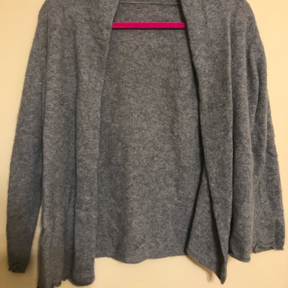 Grey cotton cardigan with no tag